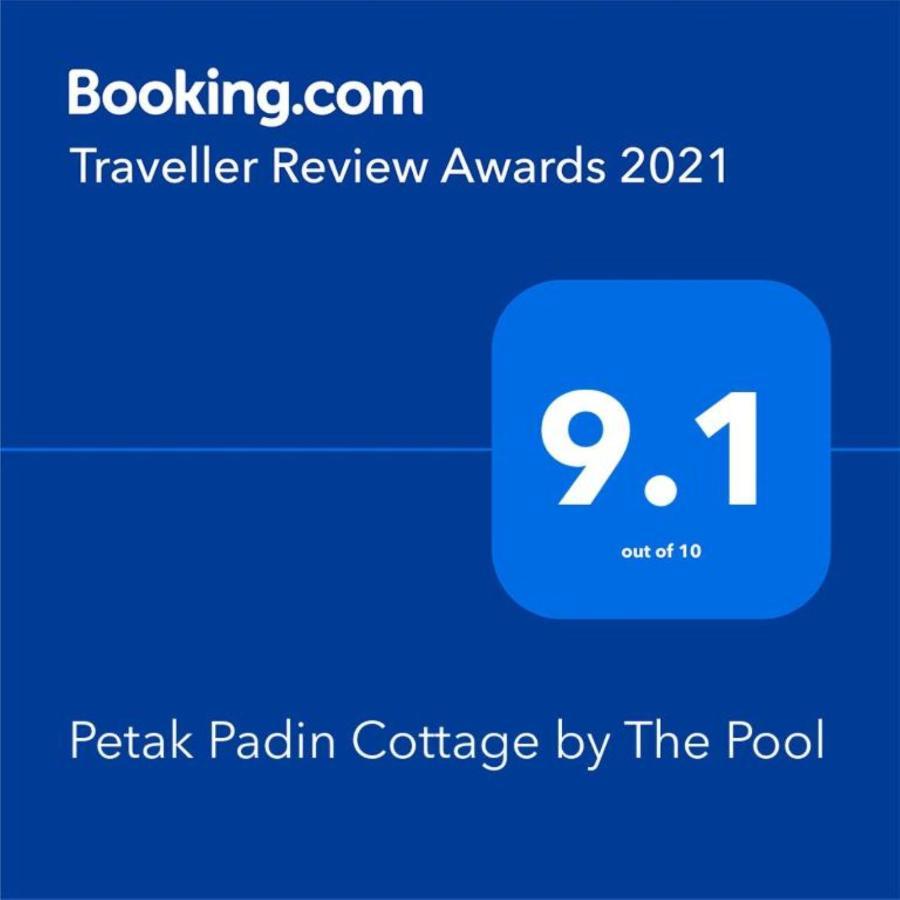 Petak Padin Cottage By The Pool, Kepala Batas  Eksteriør billede